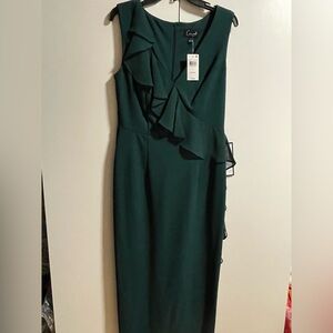 NWT “Connected Apparel” sold by Macys, size 8 -Hunter Green -long social dress